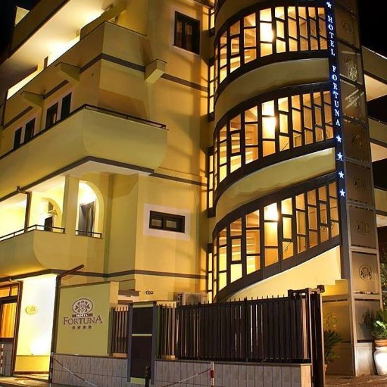 HOTEL FORTUNA